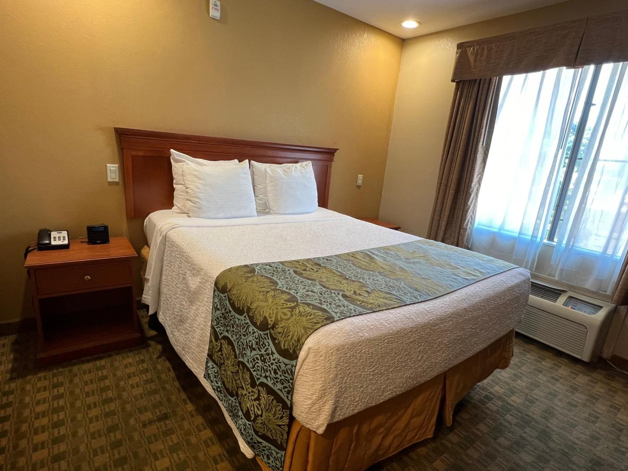 Pleasant Hill Inn Zewnętrze zdjęcie